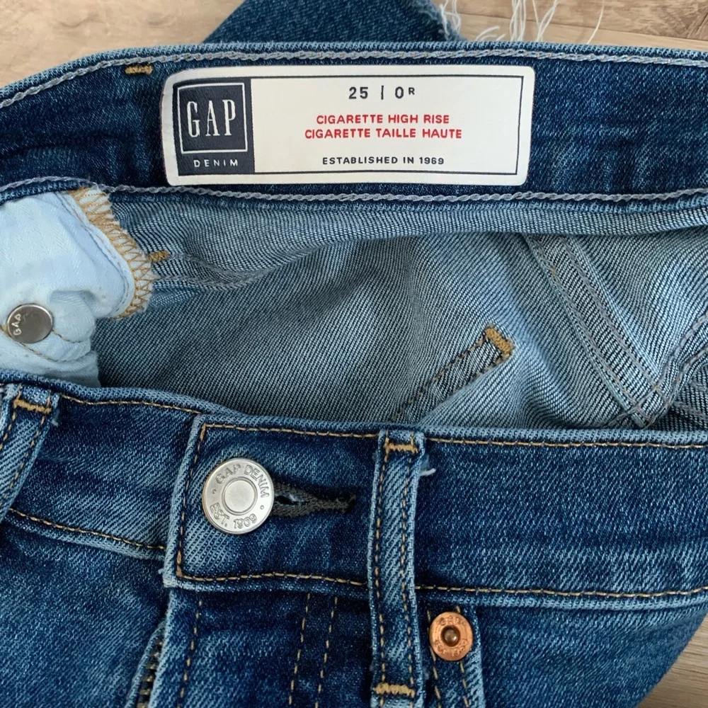 Gap Cigarette High Rise - Picture 5 of 5